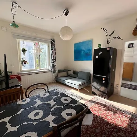 Kodikas Ja Supermukava Asunto Metron Vieressae! Smart Tv, Nopea Netti, 5 Minuuttia Keskustaan! Helsinki