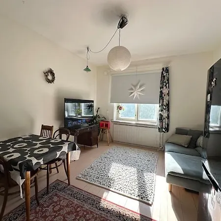 Kodikas Ja Supermukava Asunto Metron Vieressae! Smart Tv, Nopea Netti, 5 Minuuttia Keskustaan!